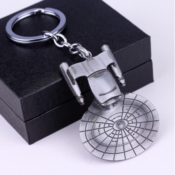 Star Trek Starship Enterprise Key Chain - Picture 2 of 3